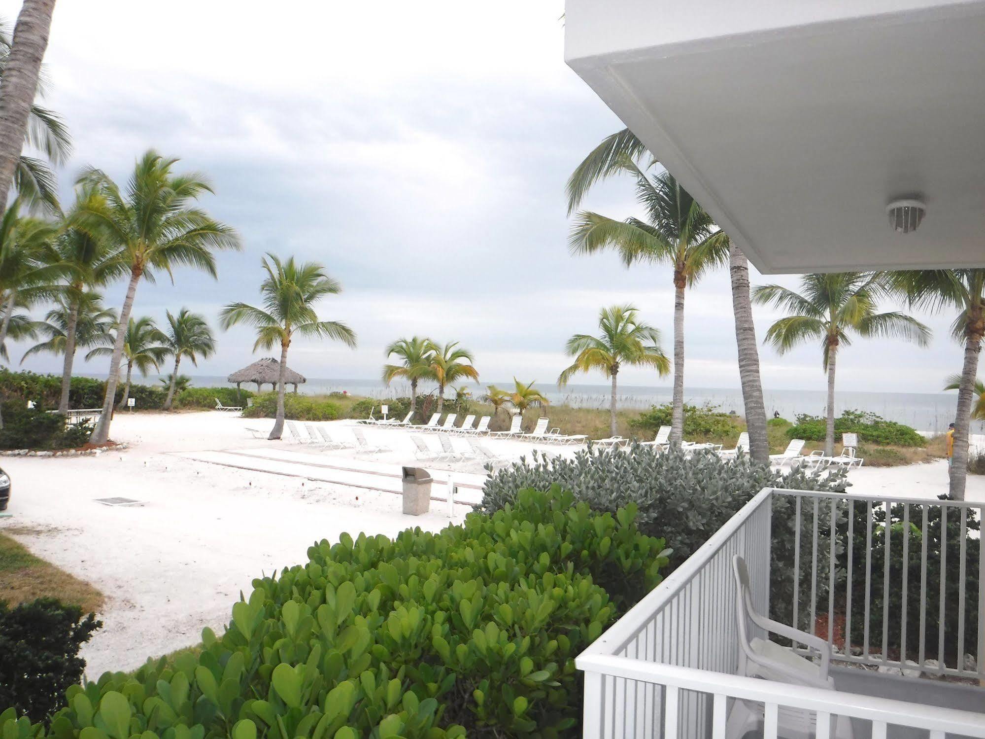 Waterside Inn On The Beach Sanibel Exterior photo